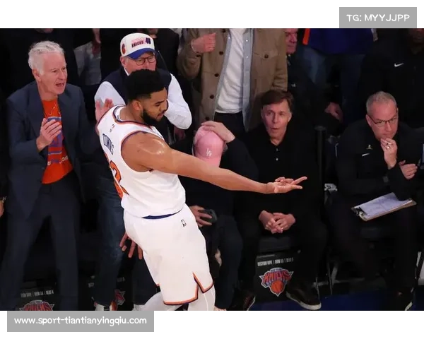 尼克斯新帅迈克布朗与球队磨合遇阻 布伦森唐斯状态波动